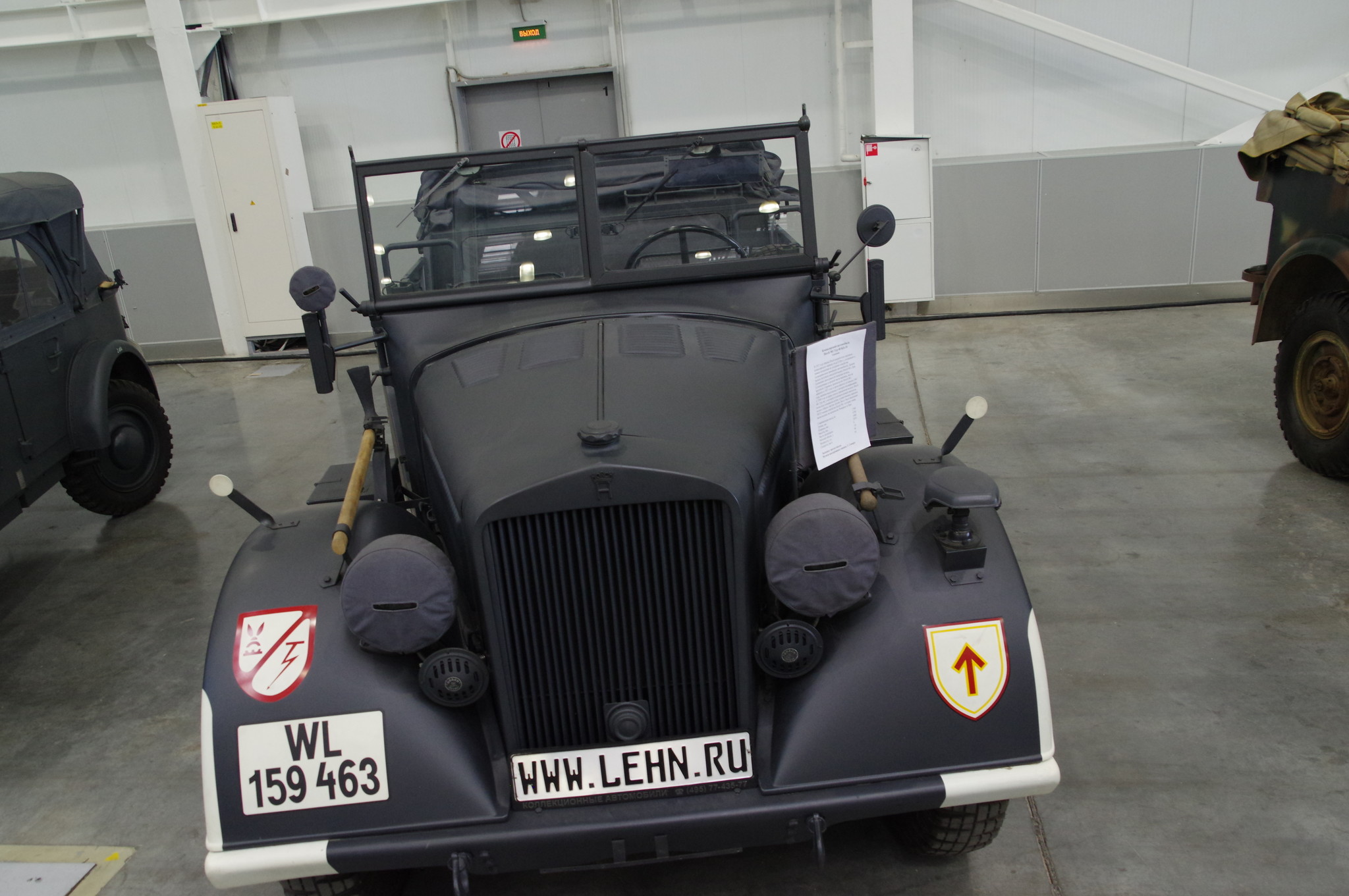 Командирский автомобиль Horch 901 Typ 40 Kfz.16