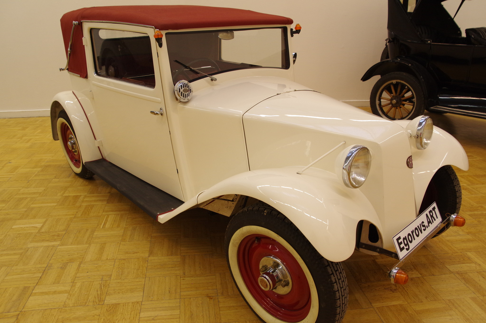 Автомобиль Tatra 57