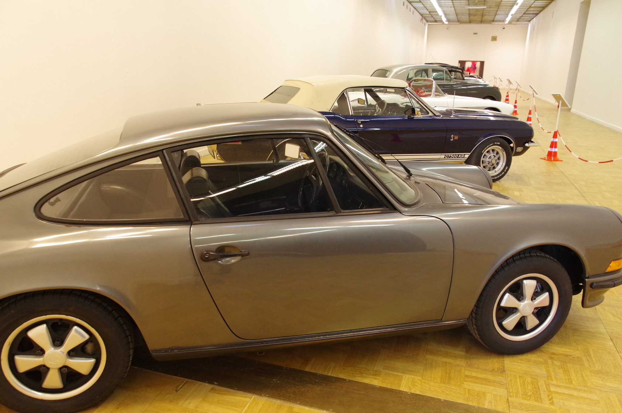 Автомобиль Porsche 911T 1969 года