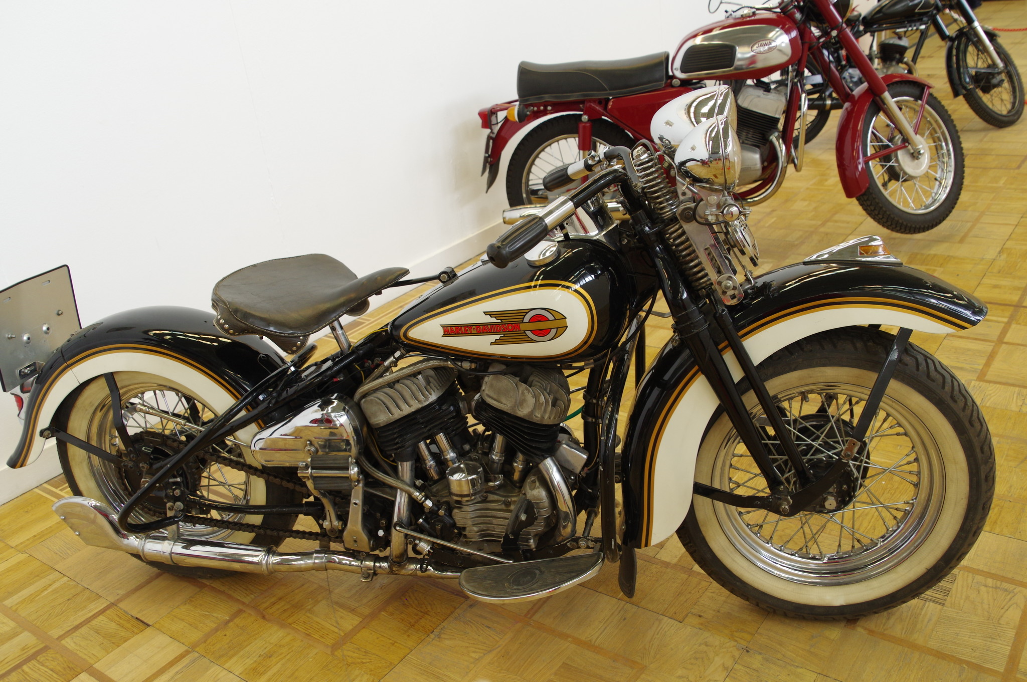 Мотоцикл Harley-Davidson WLA 42. 1945 год