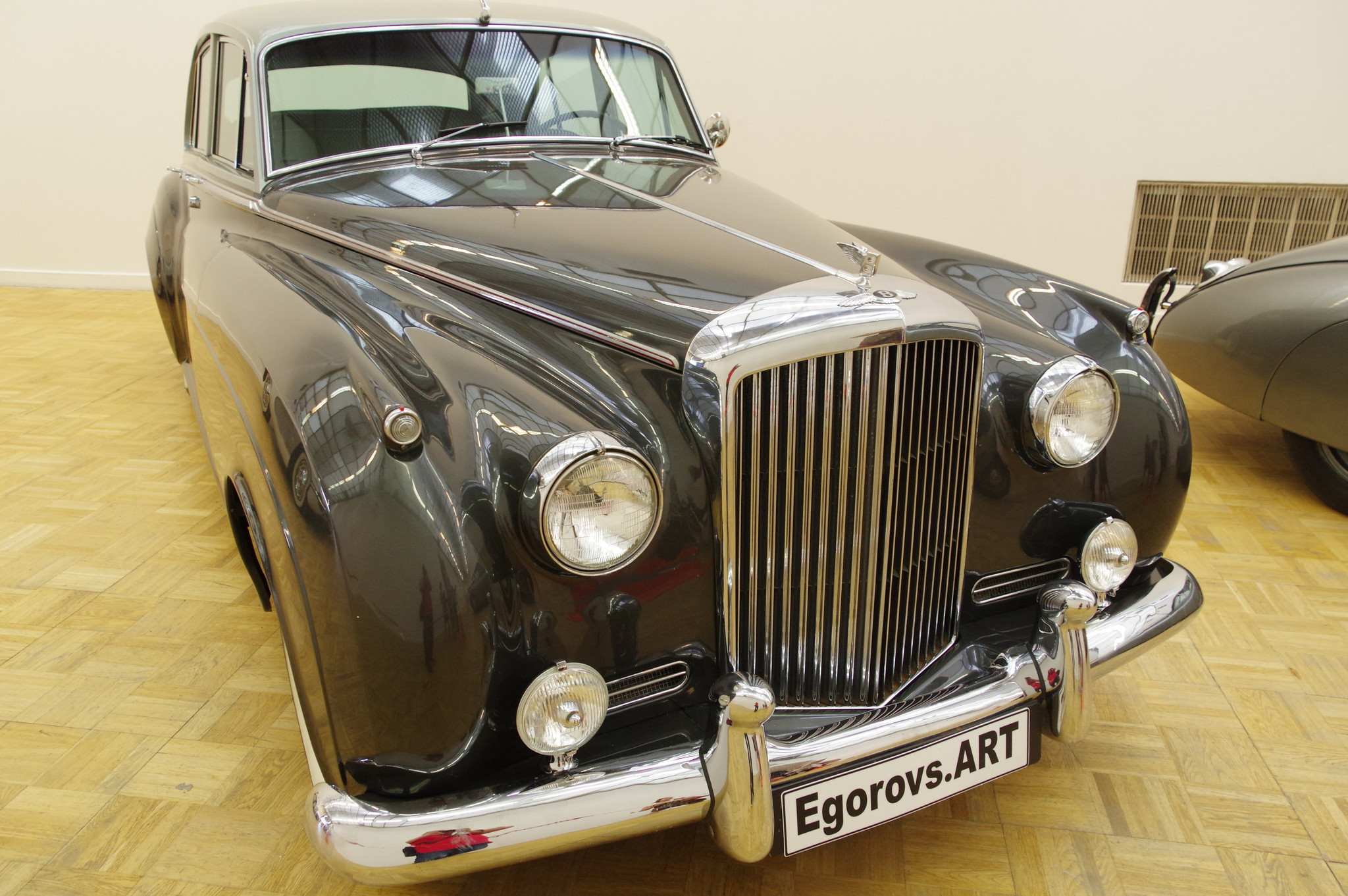 Автомобиль Bentley S1 1958 года выпуска