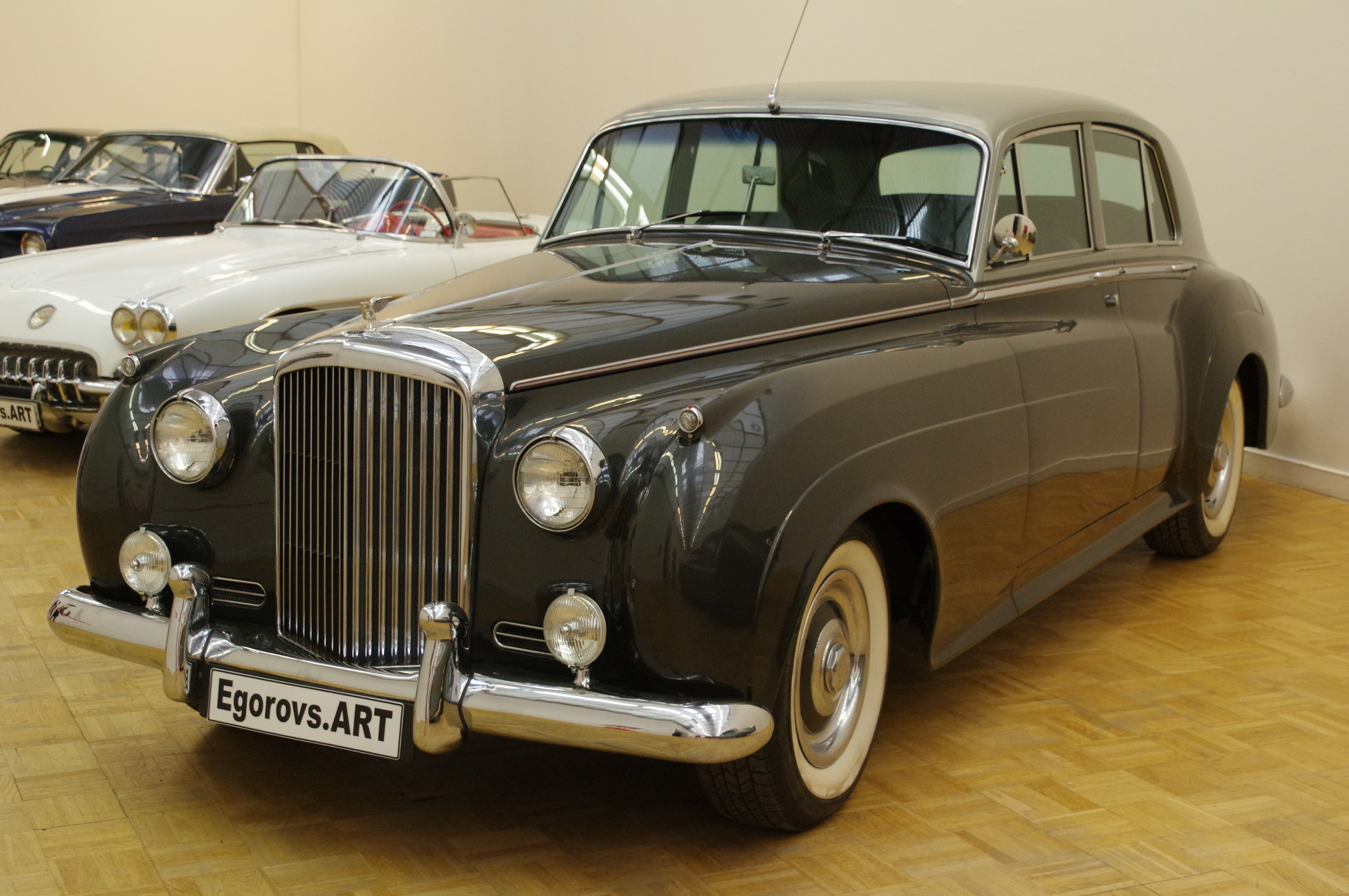 Автомобиль Bentley S1 1958 года выпуска
