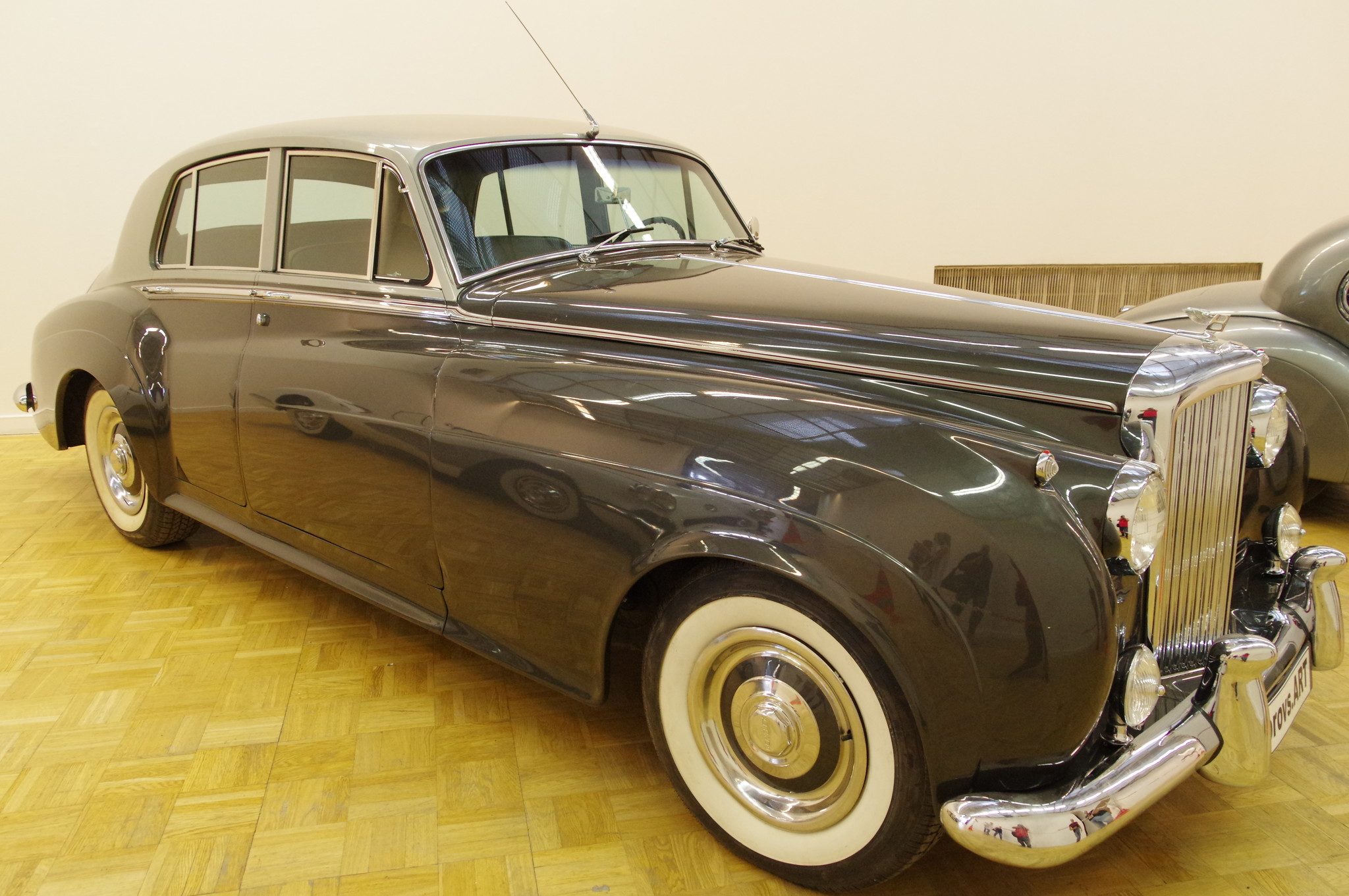 Автомобиль Bentley S1 1958 года выпуска