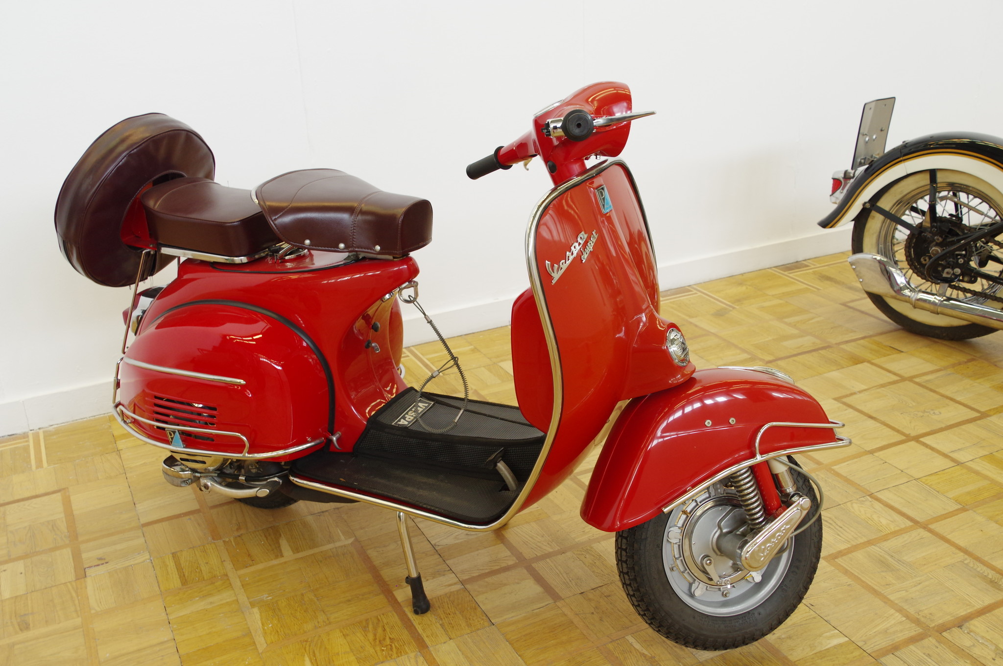 Мотороллер Vespa 150 Super 1966 года выпуска
