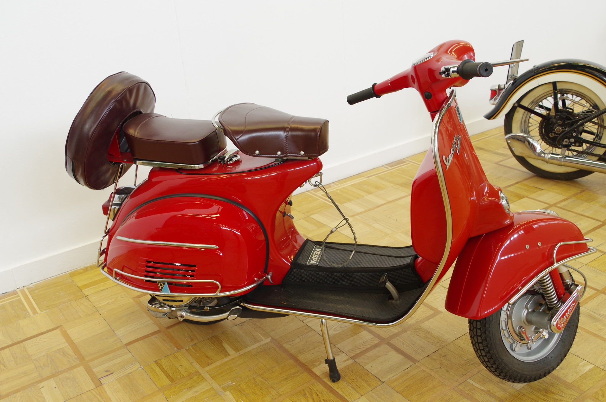 Мотороллер Vespa 150 Super 1966 года выпуска