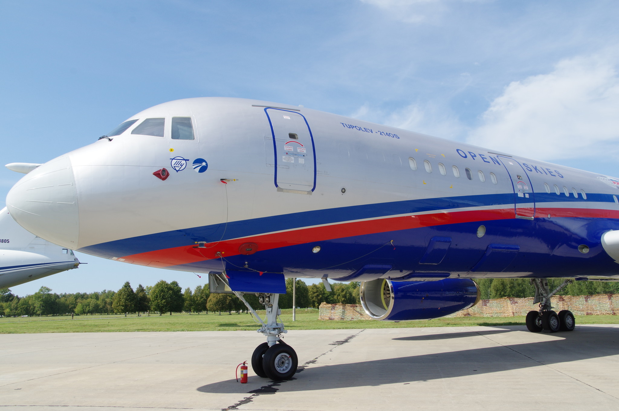 Самолёт специального назначения авиационного наблюдения Ту-214ОН