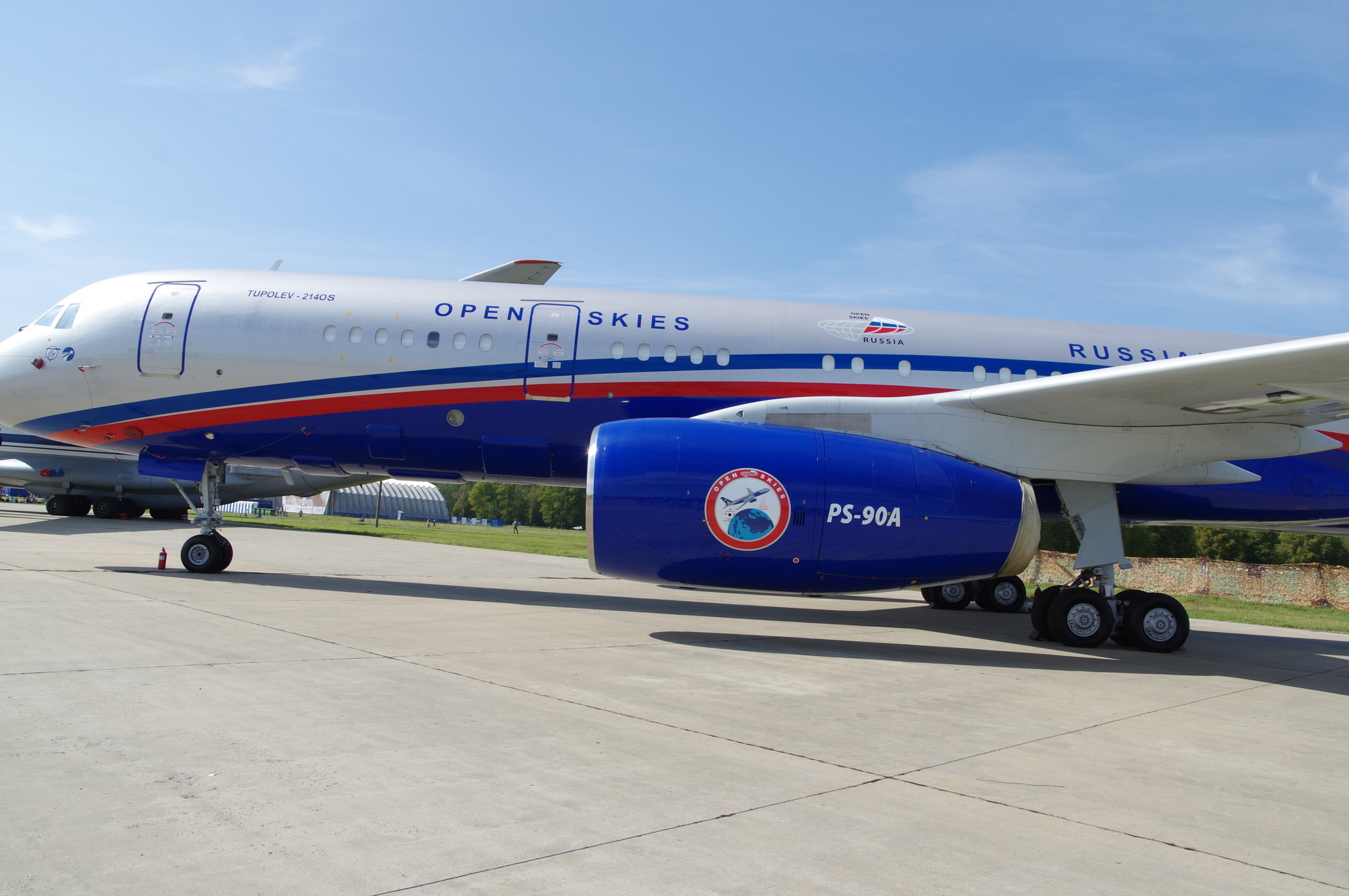Самолёт специального назначения авиационного наблюдения Ту-214ОН