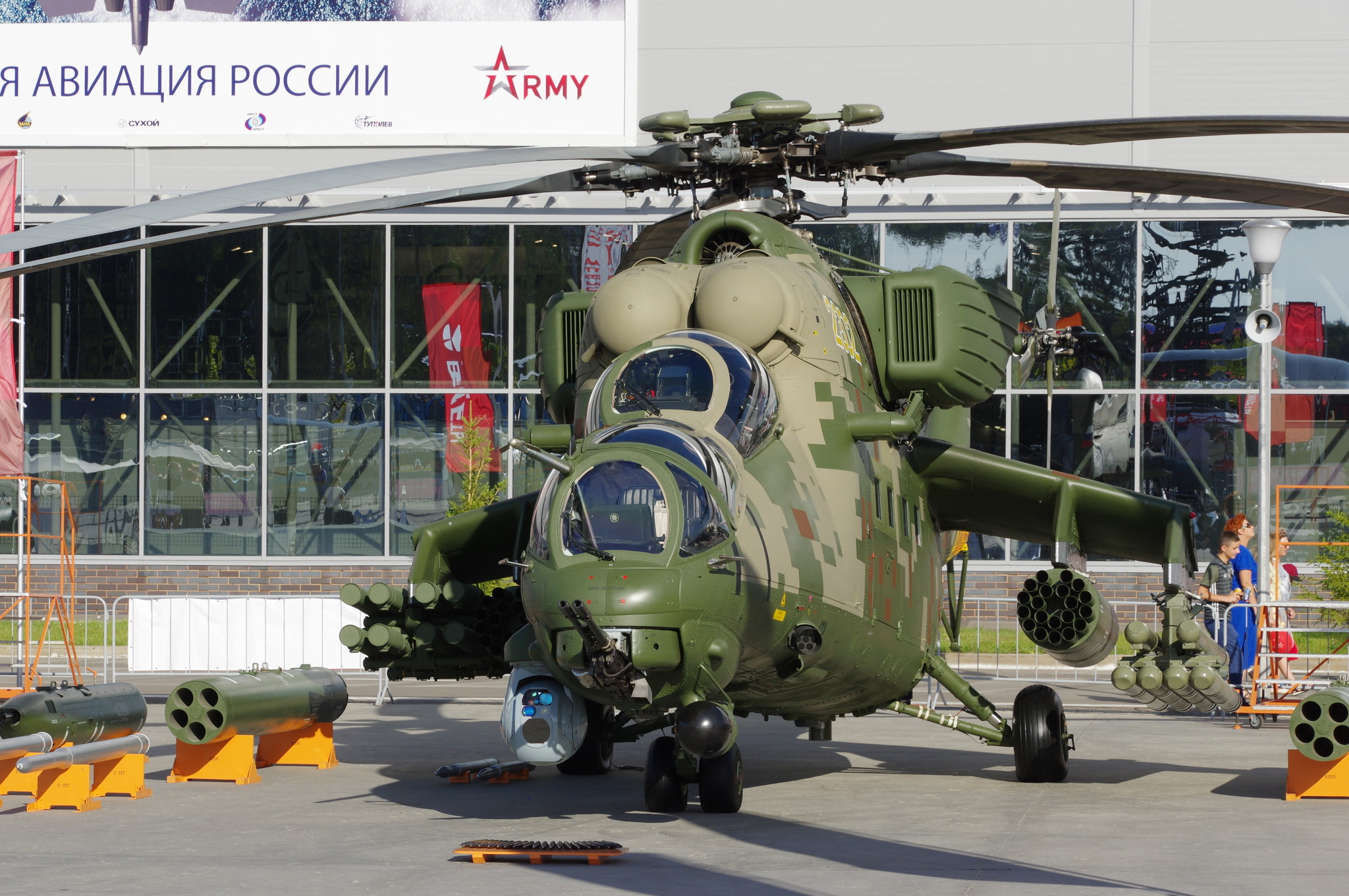 Транспортно-боевой вертолёт Ми-35М