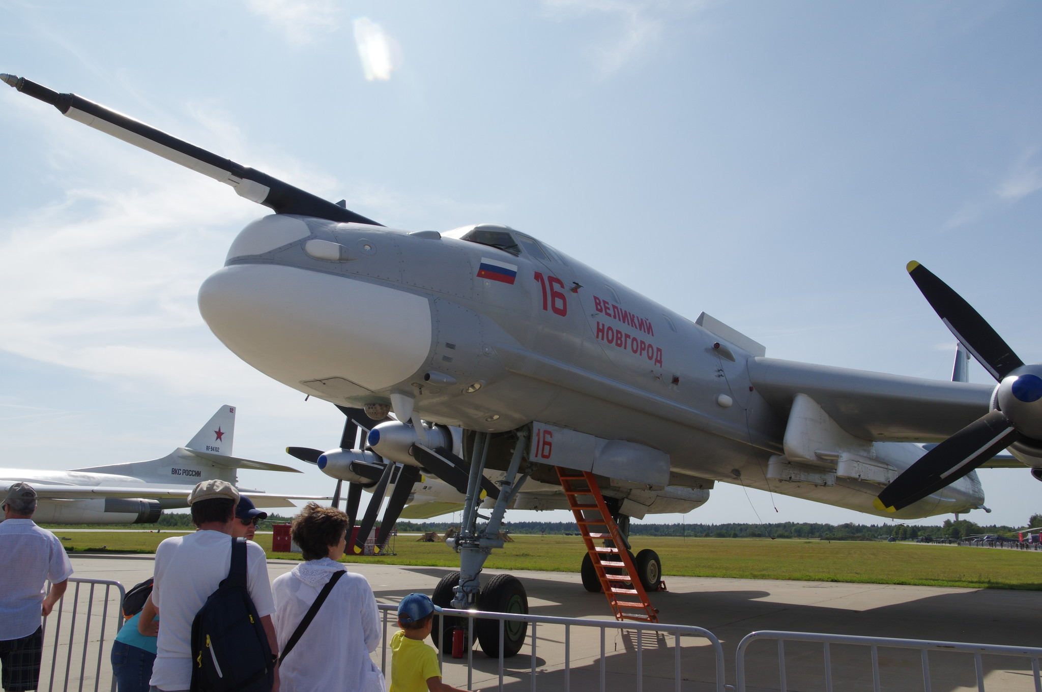 Стратегический бомбардировщик Ту-95МС
