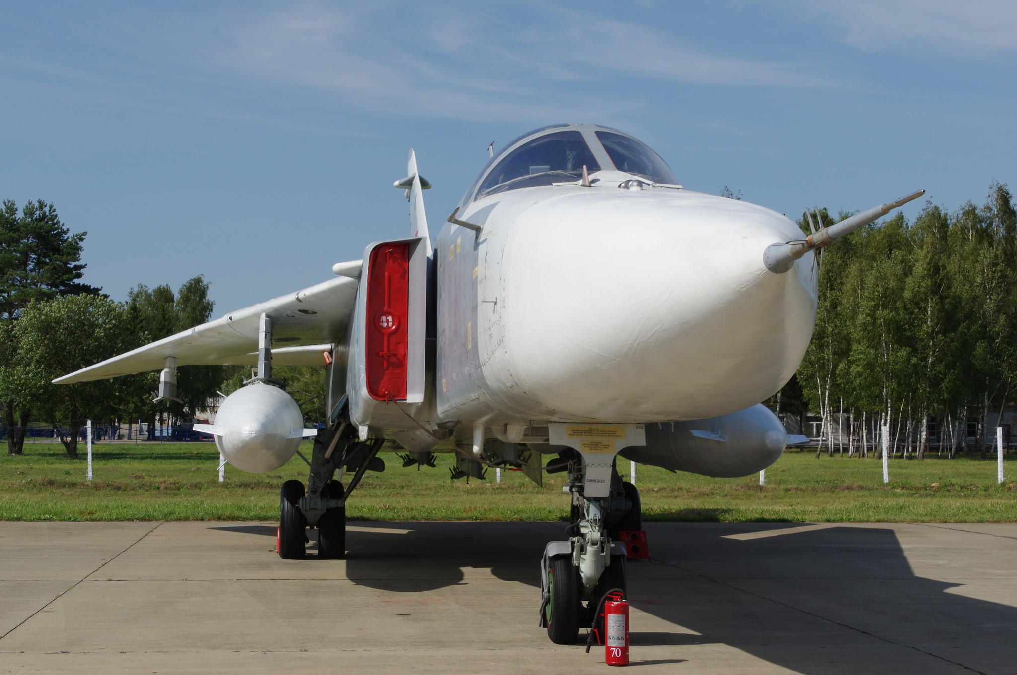Фронтовой бомбардировщик Су-24М