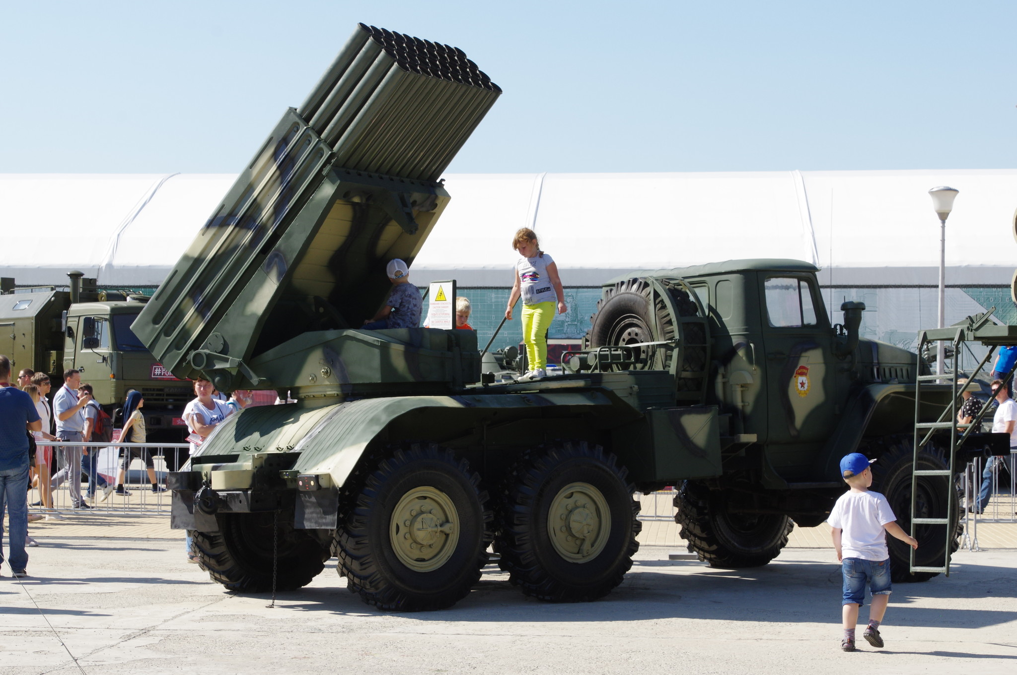 Боевая машина БМ-21 РСЗО «Град» (калибр 122-мм)