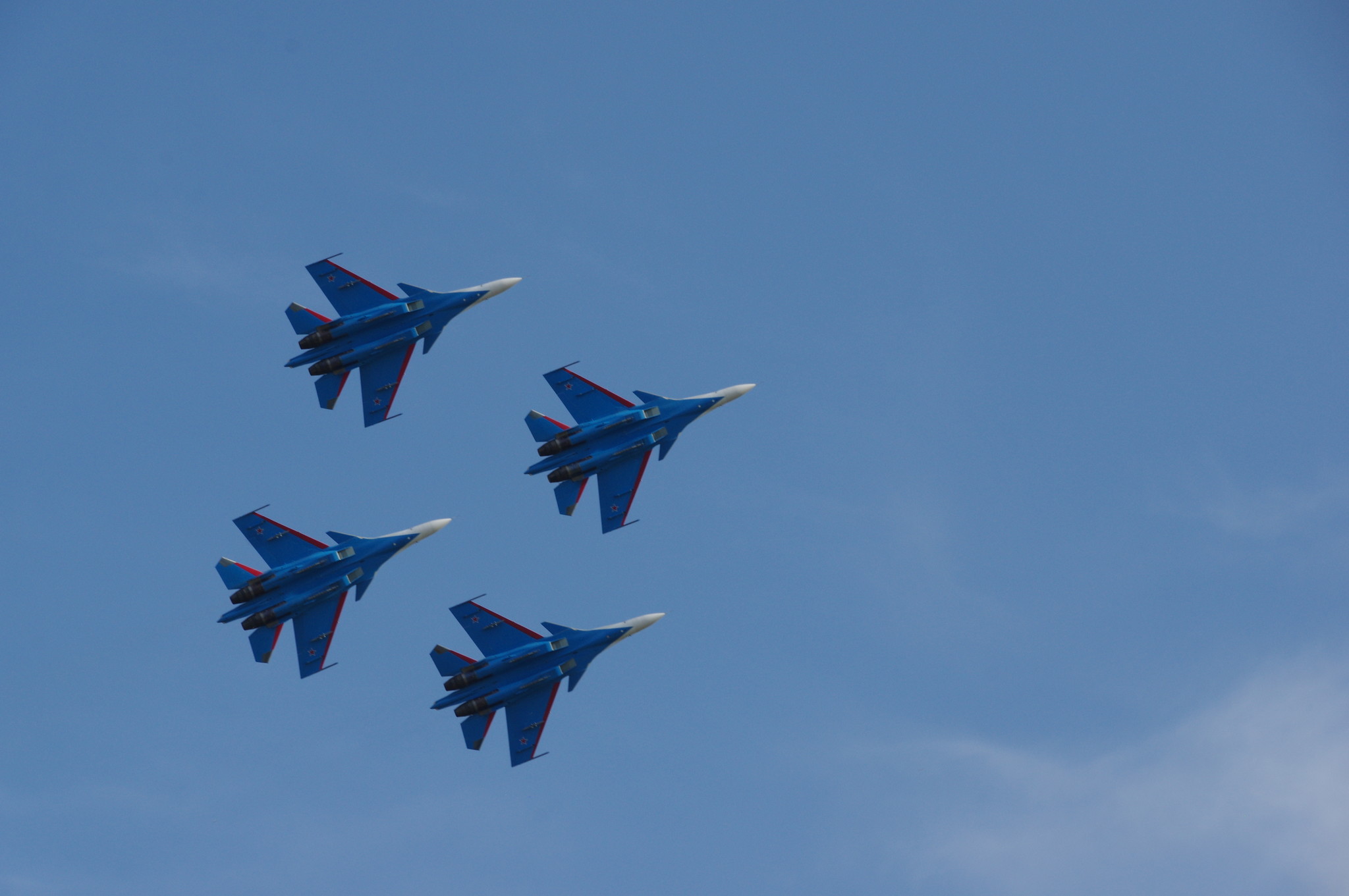 Истребители Су-30СМ пилотажной группы «Русские витязи»