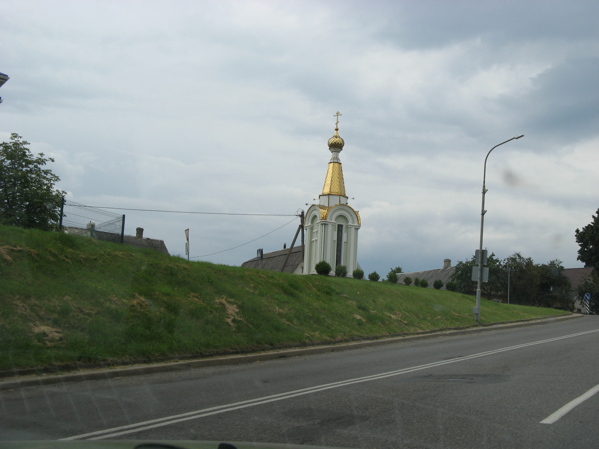 h-5049.jpg