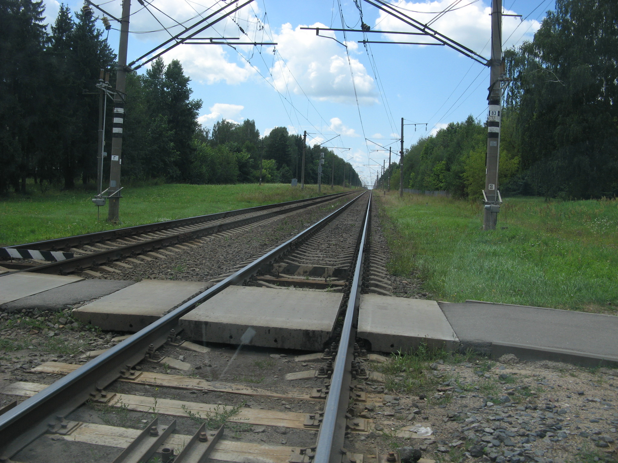 h-4562.jpg