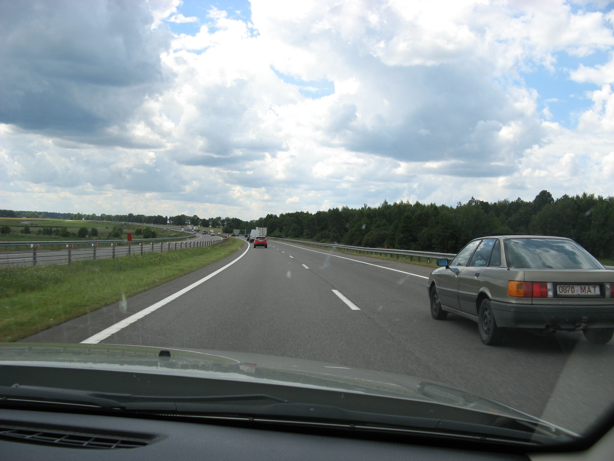 h-4582.jpg
