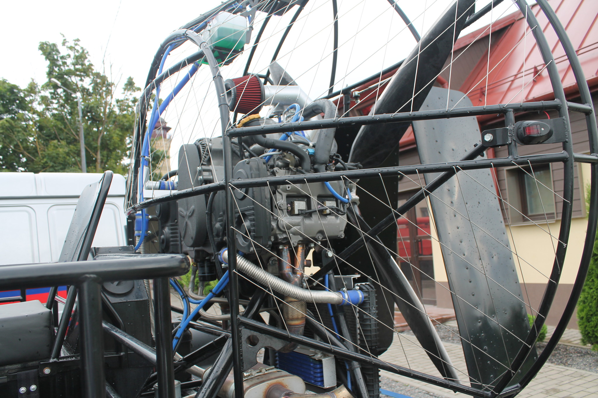 h-5565.jpg