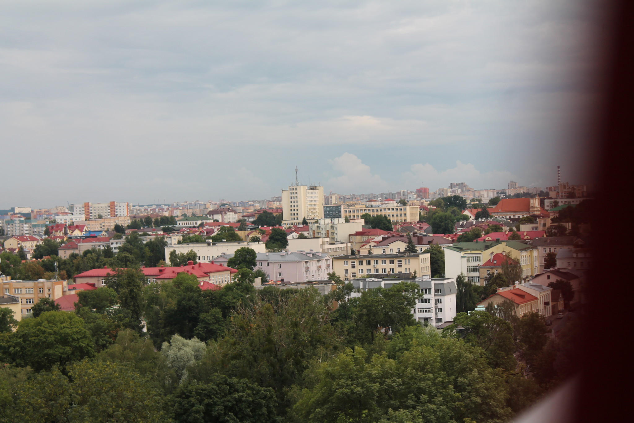 h-5635.jpg