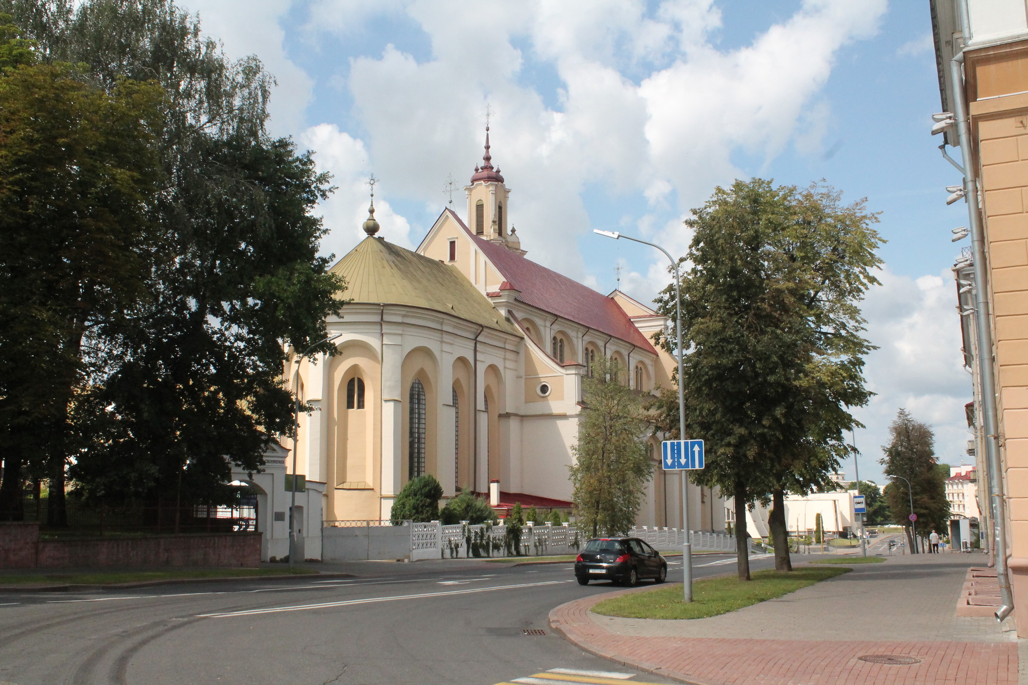 h-5680.jpg