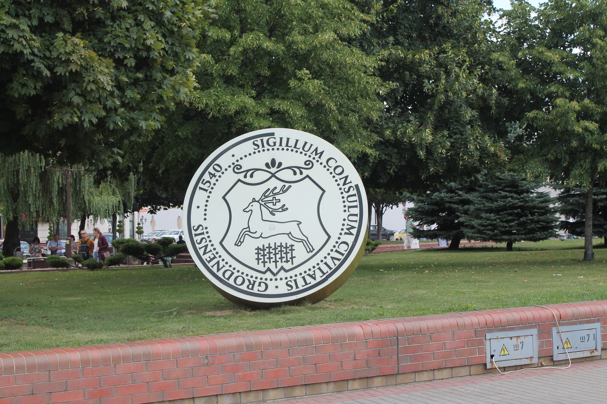h-5686.jpg