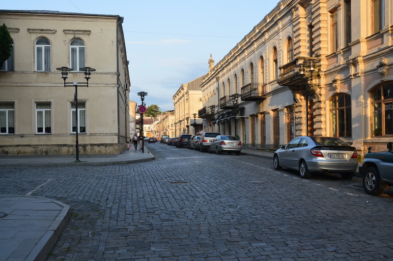 h-2554.jpg