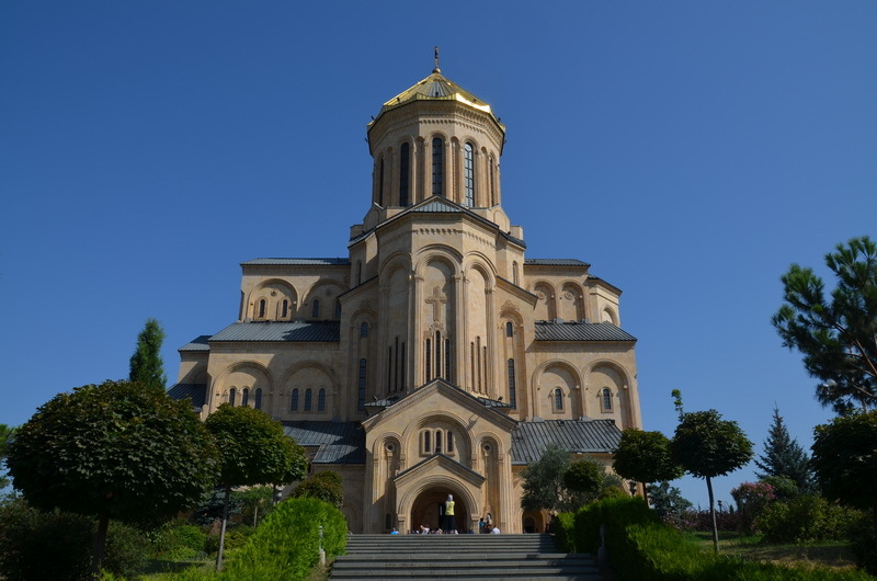 h-2595.jpg