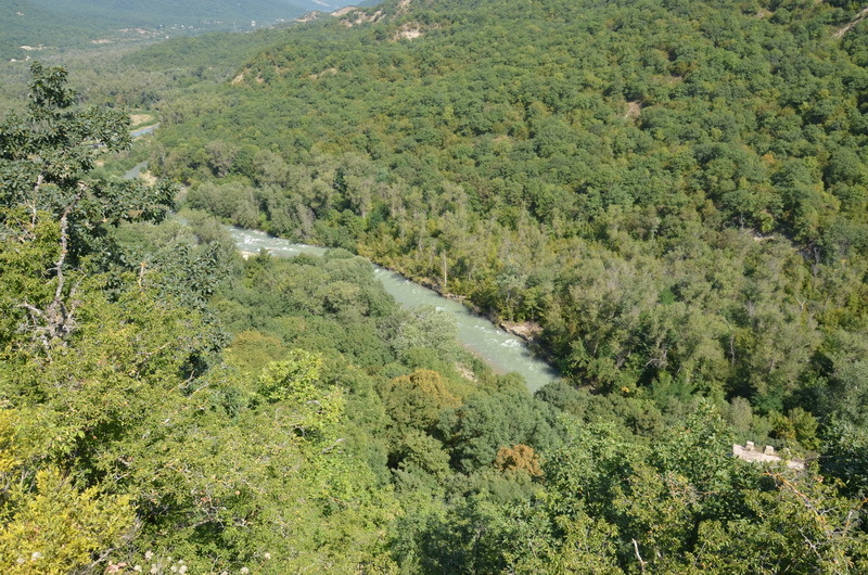 h-2739.jpg