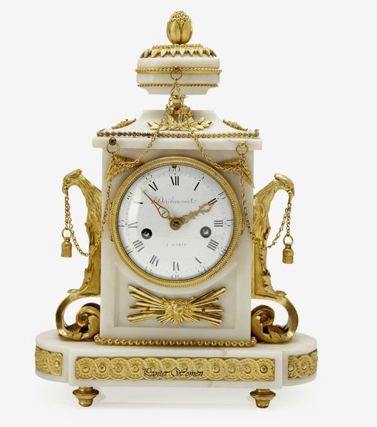 Часы 018. Часы настольные 18 век. Часы 18 века. Механические часы 18 век. Настольные часы 17-18 века.