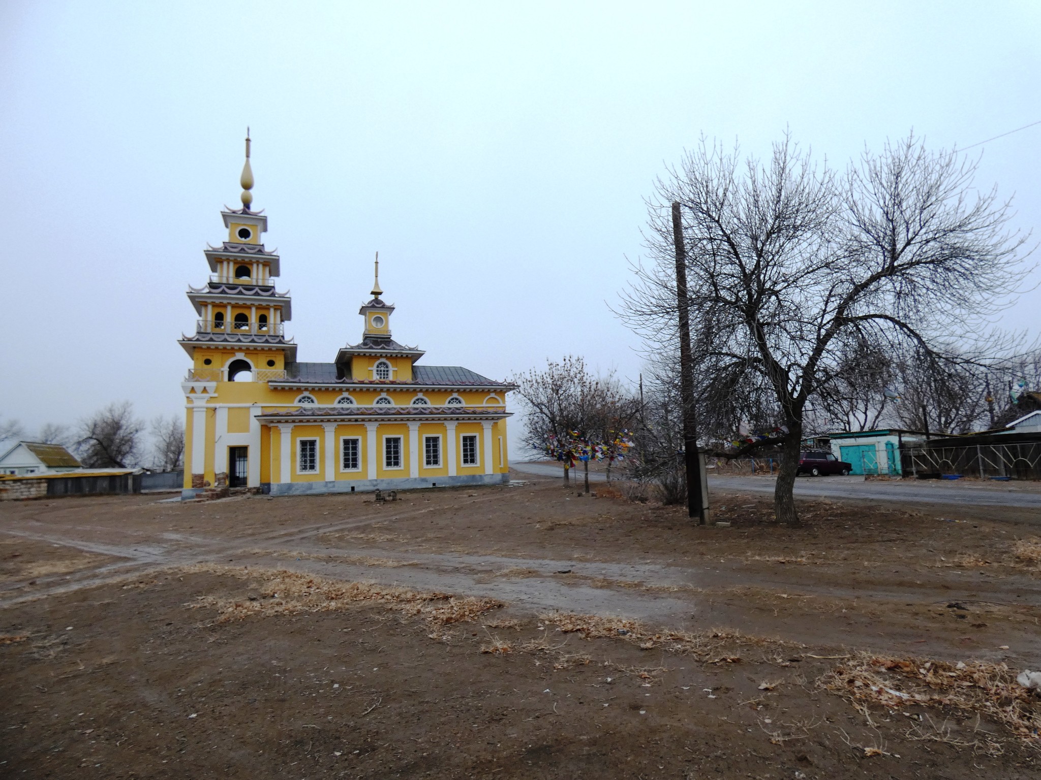 Хошеутовский хурул (Астраханская область)