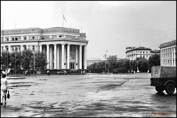 Площадь советов старое