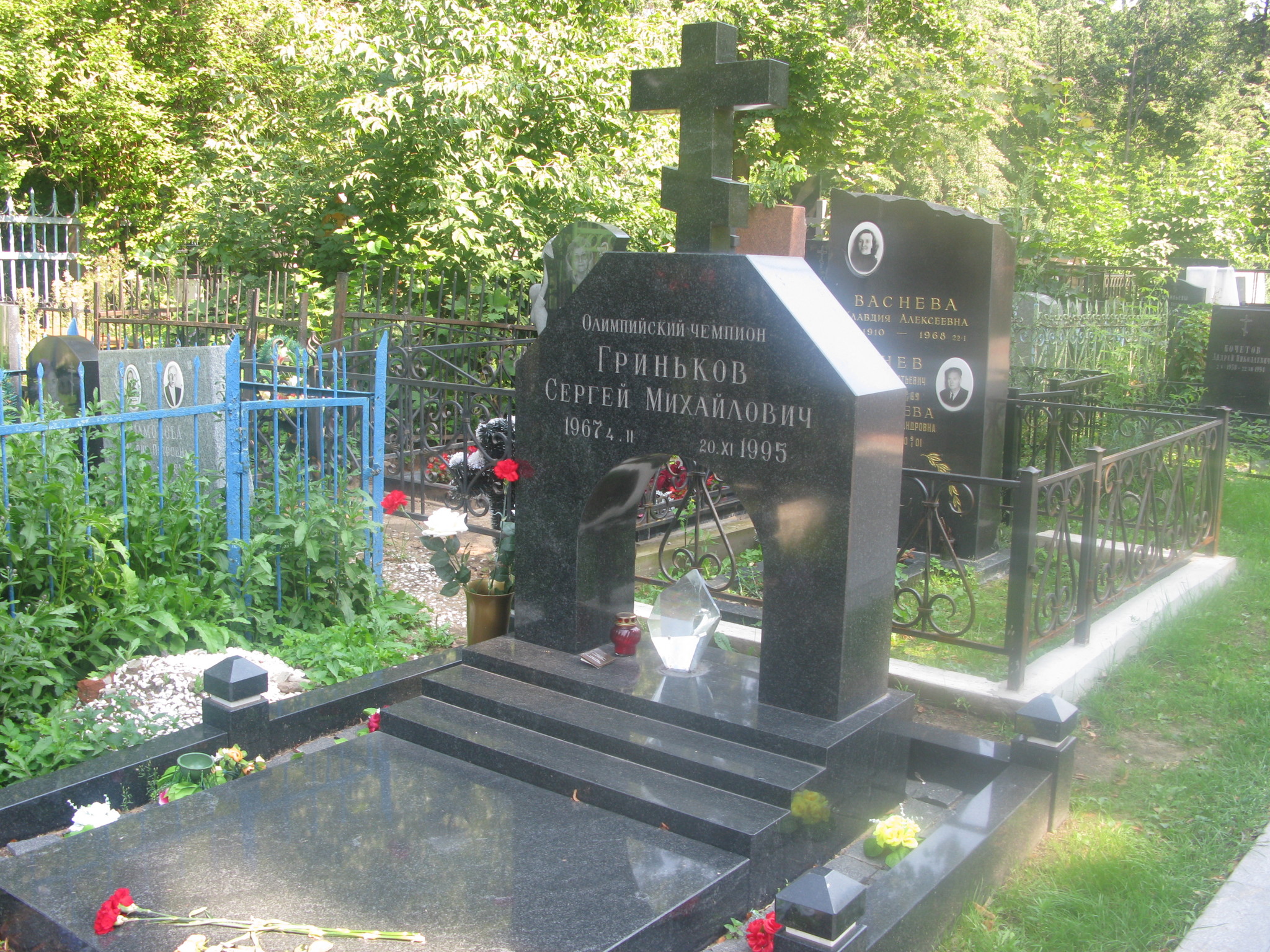 Могила Сергея Гринькова на Ваганьковском кладбище