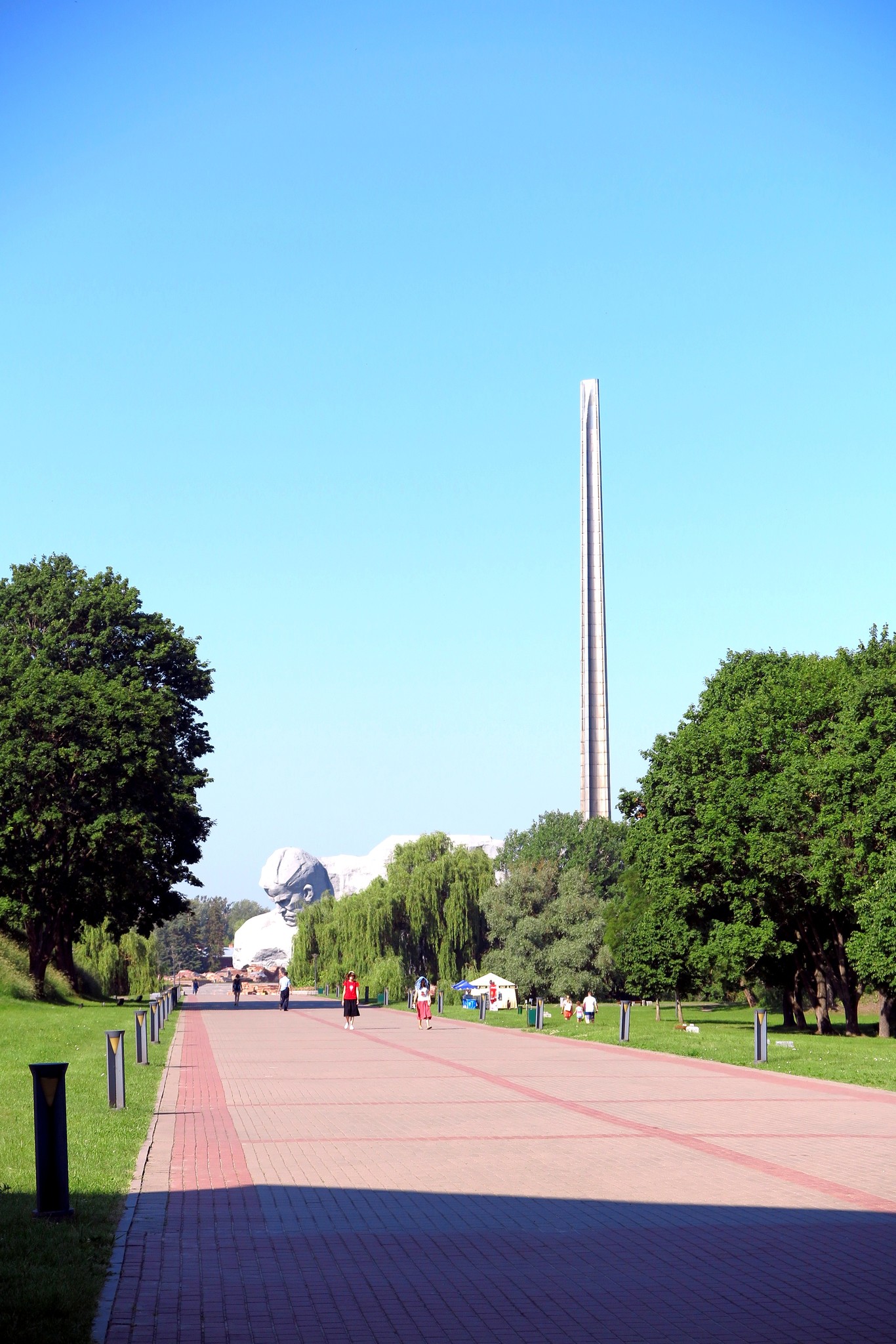 h-1409.jpg