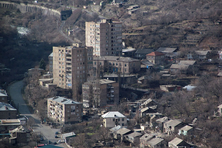 Город алаверди армения. Алаверди (город в АРМ. ССР). Армения город Алаверди посёлок Санаин. Армения город Алаверди улица Энгельса.