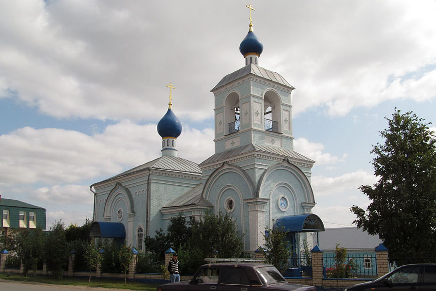 Арск казань. Покровская Церковь в Арске. Церковь Арск Татарстан. Церковь Покрова в Арске РТ. Храм в г. Арск.