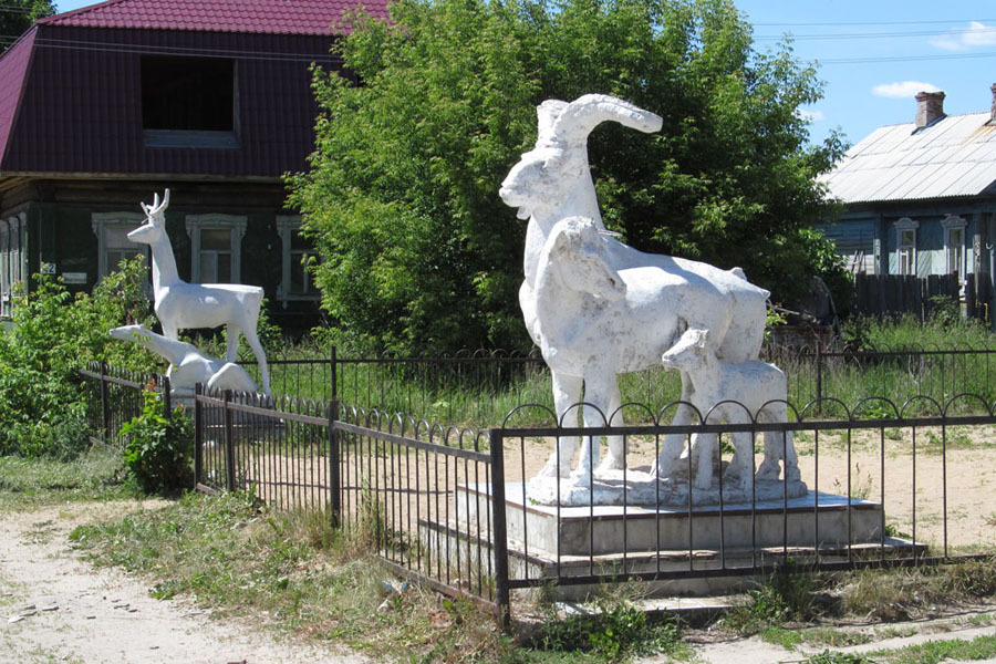 Меленки владимирская область. Парк в городе Меленки. Город Меленки Владимирская область площадь. Меленки Хорохоновский парк. Памятники г Меленки.