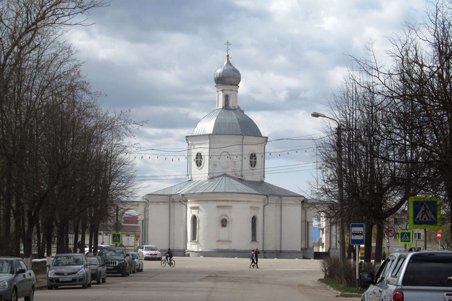 Город остров улица. Архитектура города остров Псковская область. Уездный город остров Псковской. Улица Советская 56 город остров Псковской области. Псковская область город остров улица Кольцевая.