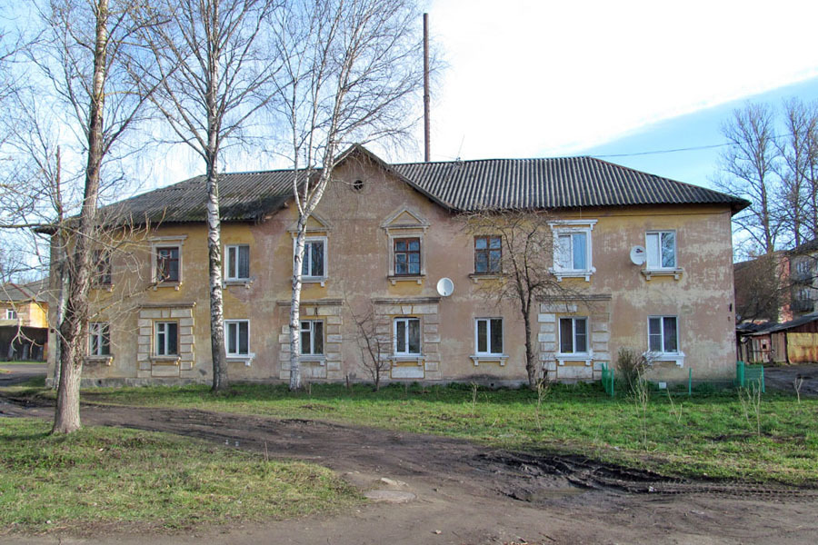 Город половина. Село дно Псковская область. Город дно Псковской области улицы. Дно Псковская область улица красная. Дно деревня поселок.