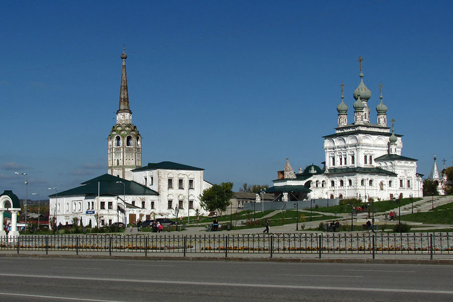 Соликамск фото. Воскресенская площадь Соликамск. Соликамск площадь города. Соборная площадь в Соликамске. Соборная площадь в Соликамске Пермский край.