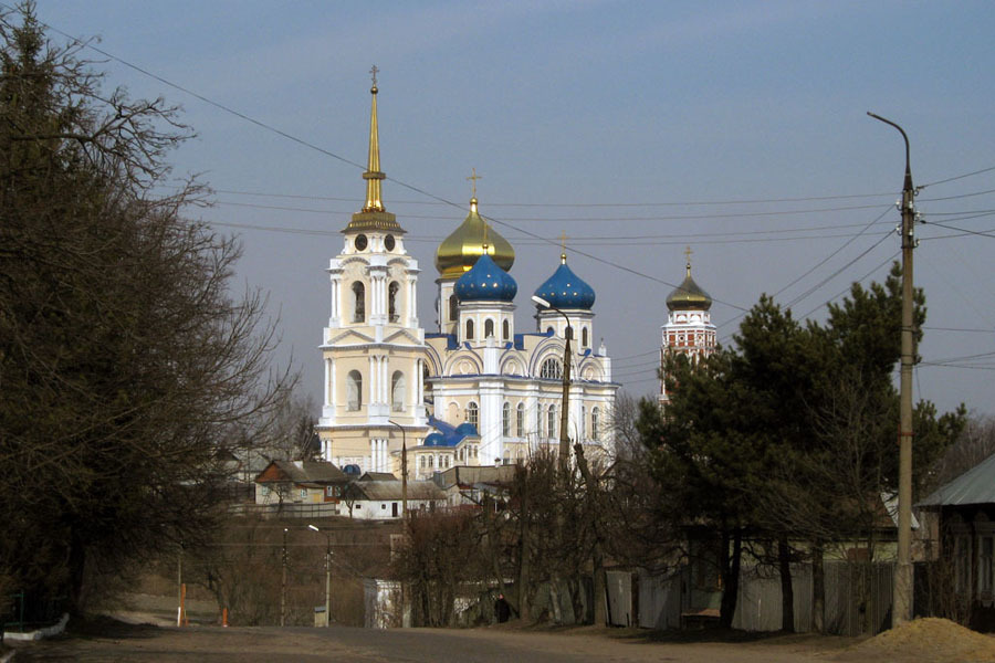 Автобусы болхов. Ростов на Дону - Болхов. Гроза в Болхове. Такси город Болхов Орловская область. Болхов 1196 года.