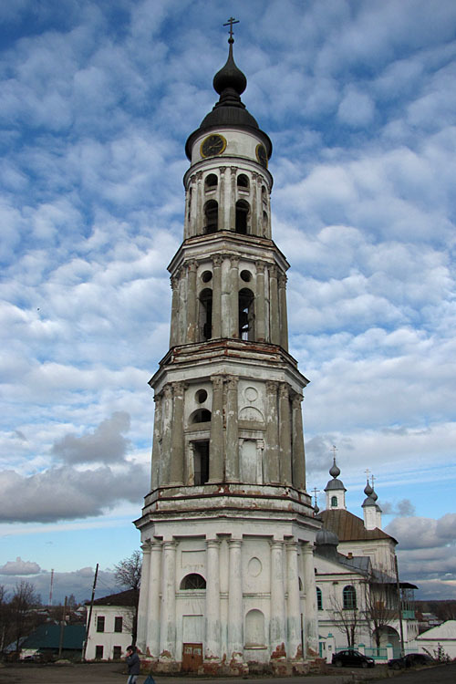 Монастырь в Лежнево