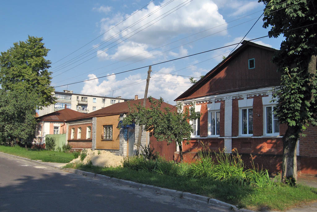 Погода во льгове курской. Льгов Курская область Карла Маркса. Льгов ул Карла Маркса новая. Льгов ул Ломоносова. Льгов Курская область жилые кварталы.