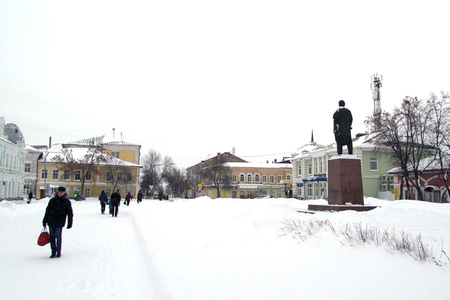 Погода в мичуринске. Мичуринск площадь Ленина. Город Мичуринск зимой. Мичуринск памятник Ленину. Памятник ленену2022 в Мичуринске.