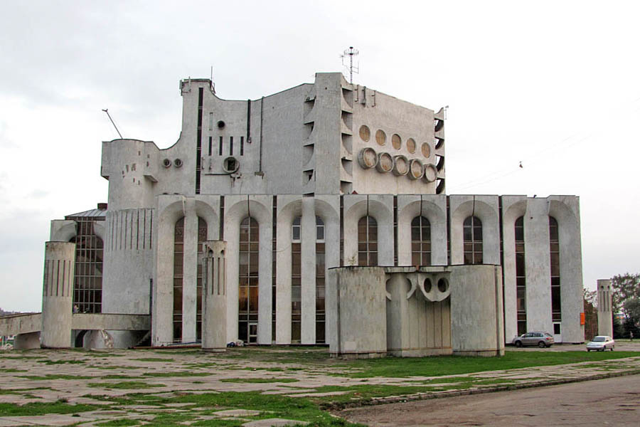 Фото драмтеатра великий новгород