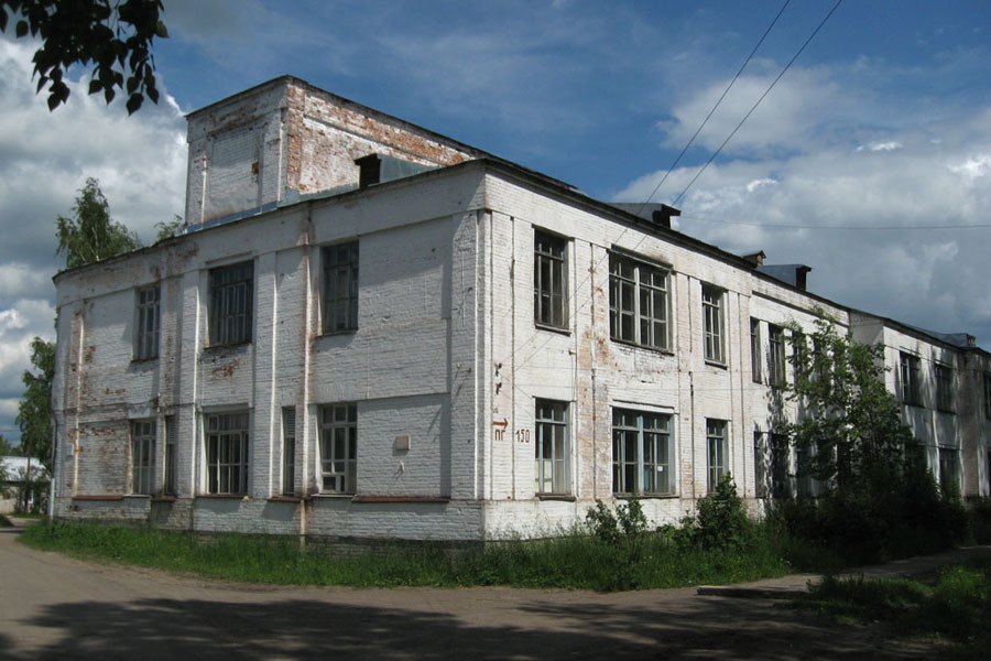 Ивановская обл г приволжск. Площадь в Приволжске Ивановской области. Город Приволжск. Василевская фабрика Приволжск. Население Приволжска Ивановской области 2020.