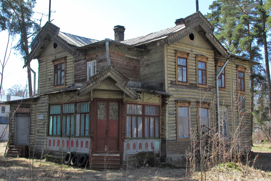 Деревня сестрорецк. Левашово Ленинградская область. Сиверская Ленинградская область старый дом. Дача Рудольских Сестрорецк. Левашово достопримечательности.