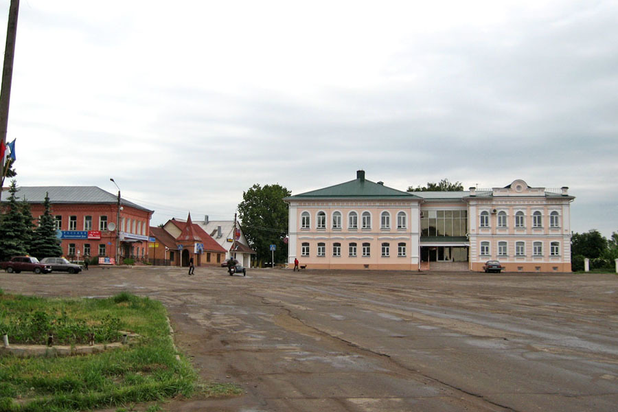 Красное на волге фотографии