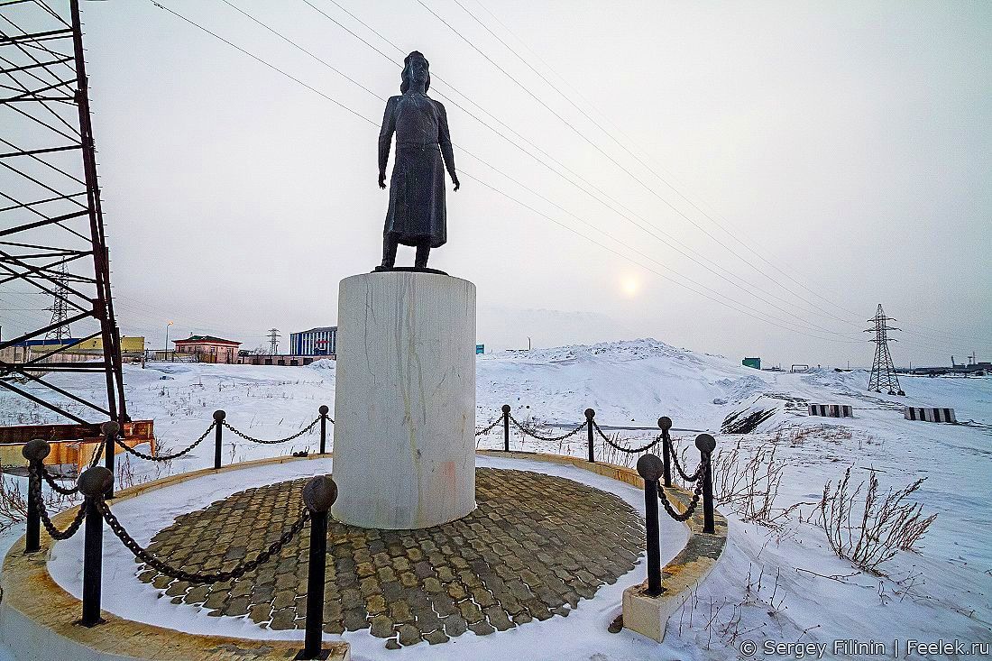 Памятник Ленину в Норильске