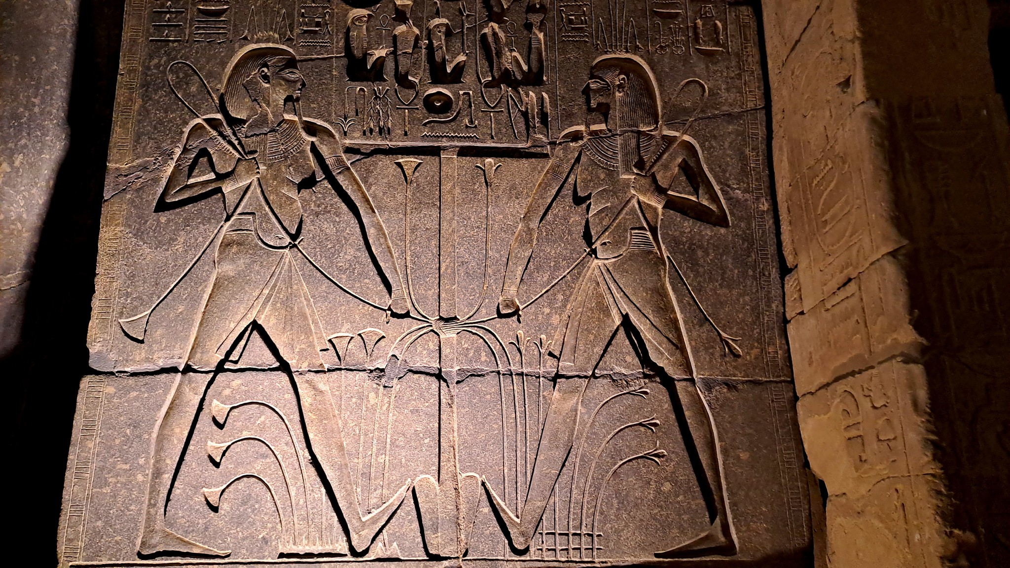 копье гора боги египта
