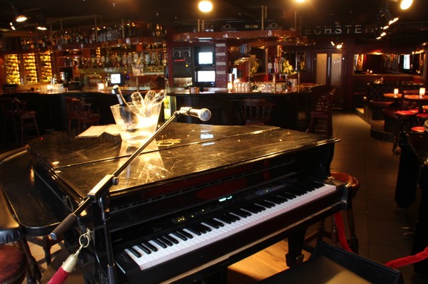 Пиано бар юрово завальная ул 3 фото Piano Bar - Слушать онлайн. Музыка Mail.Ru