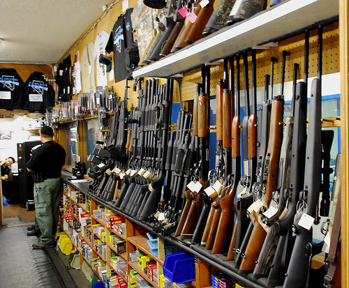 Как открыть свой оружейный магазин?