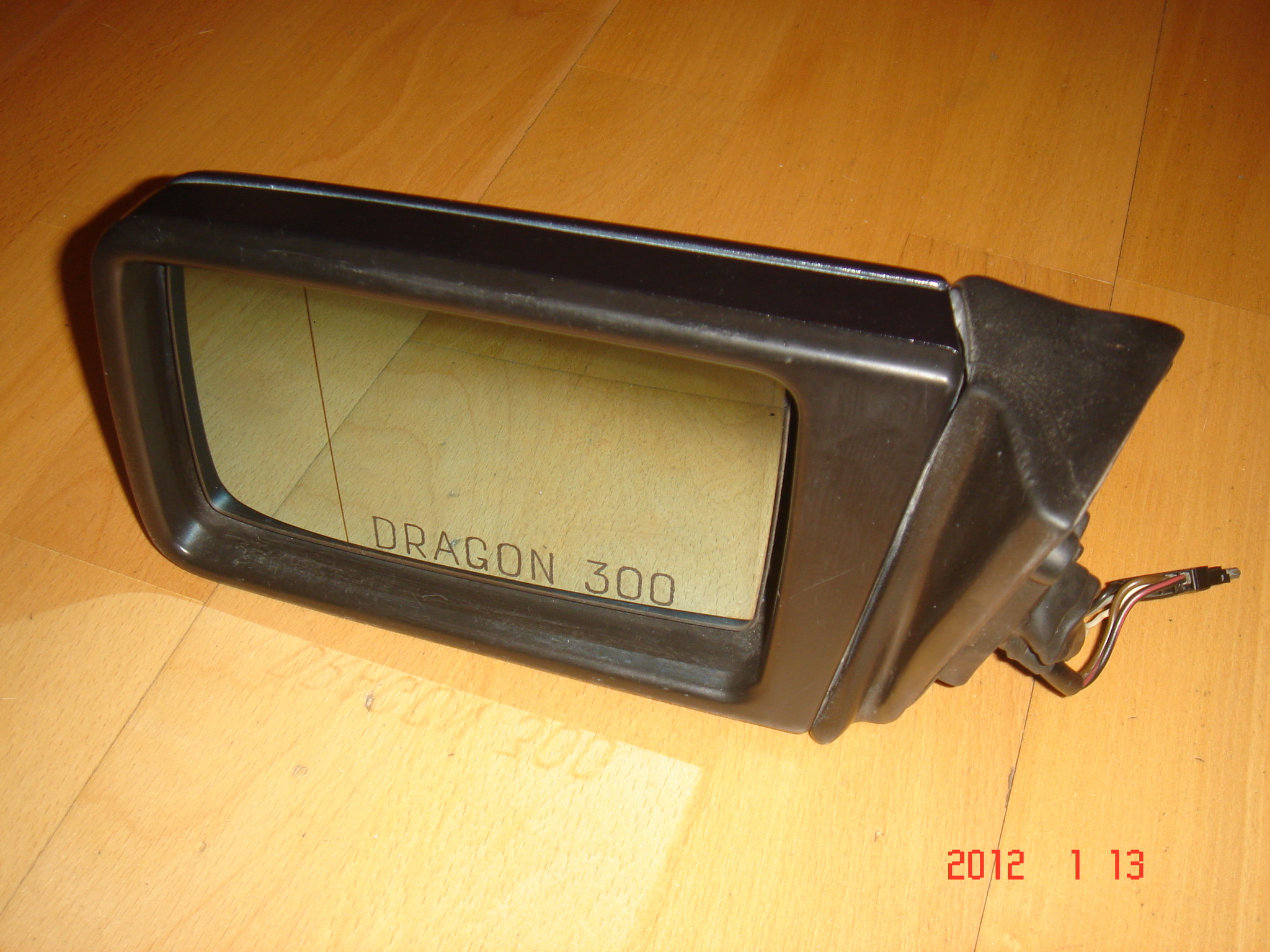 h-2393.jpg